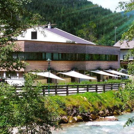 Riverside Residence Флахау Экстерьер фото