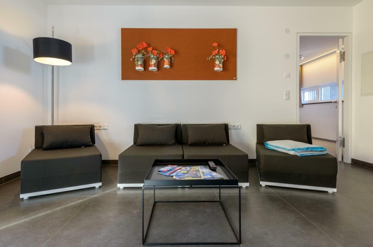 Riverside Residence Флахау Экстерьер фото