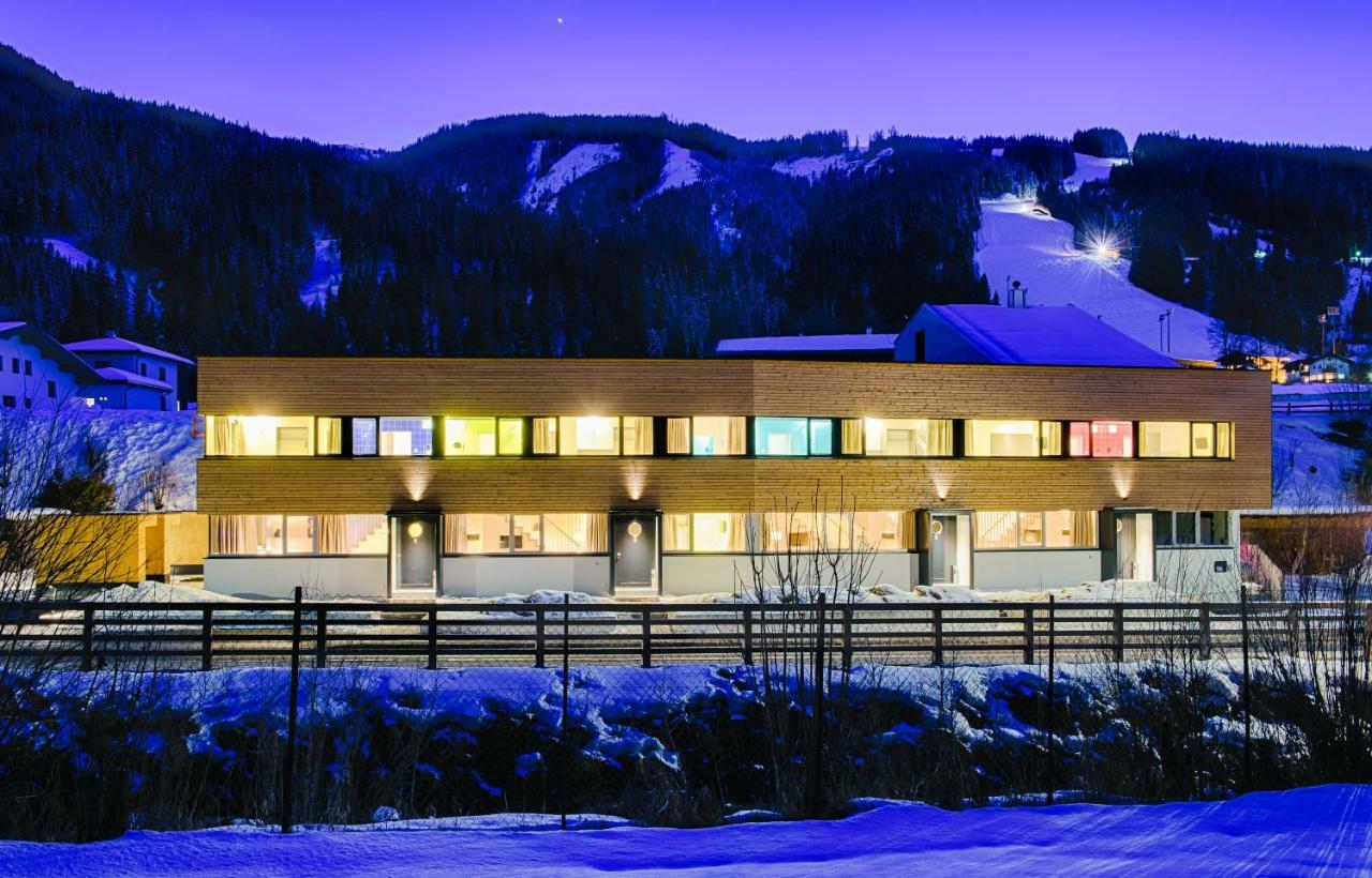 Riverside Residence Флахау Экстерьер фото